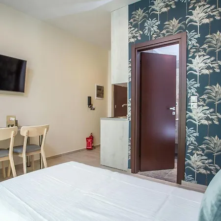 Oleana Studios 1-4, Rhodes Town Apartment *